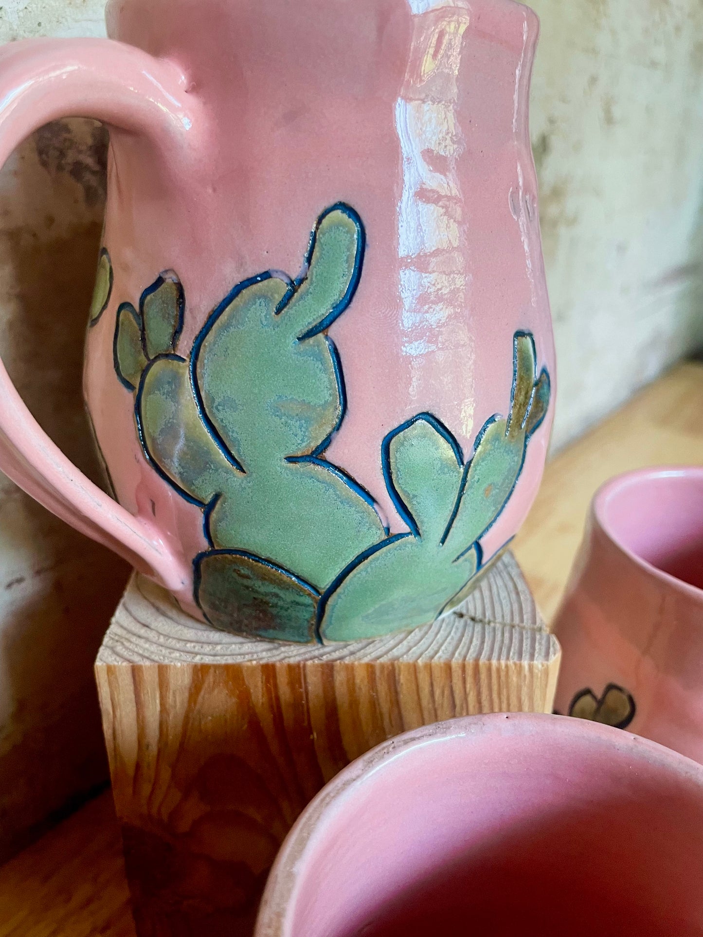 Prickly Pear Mugs in Flamingo Pink