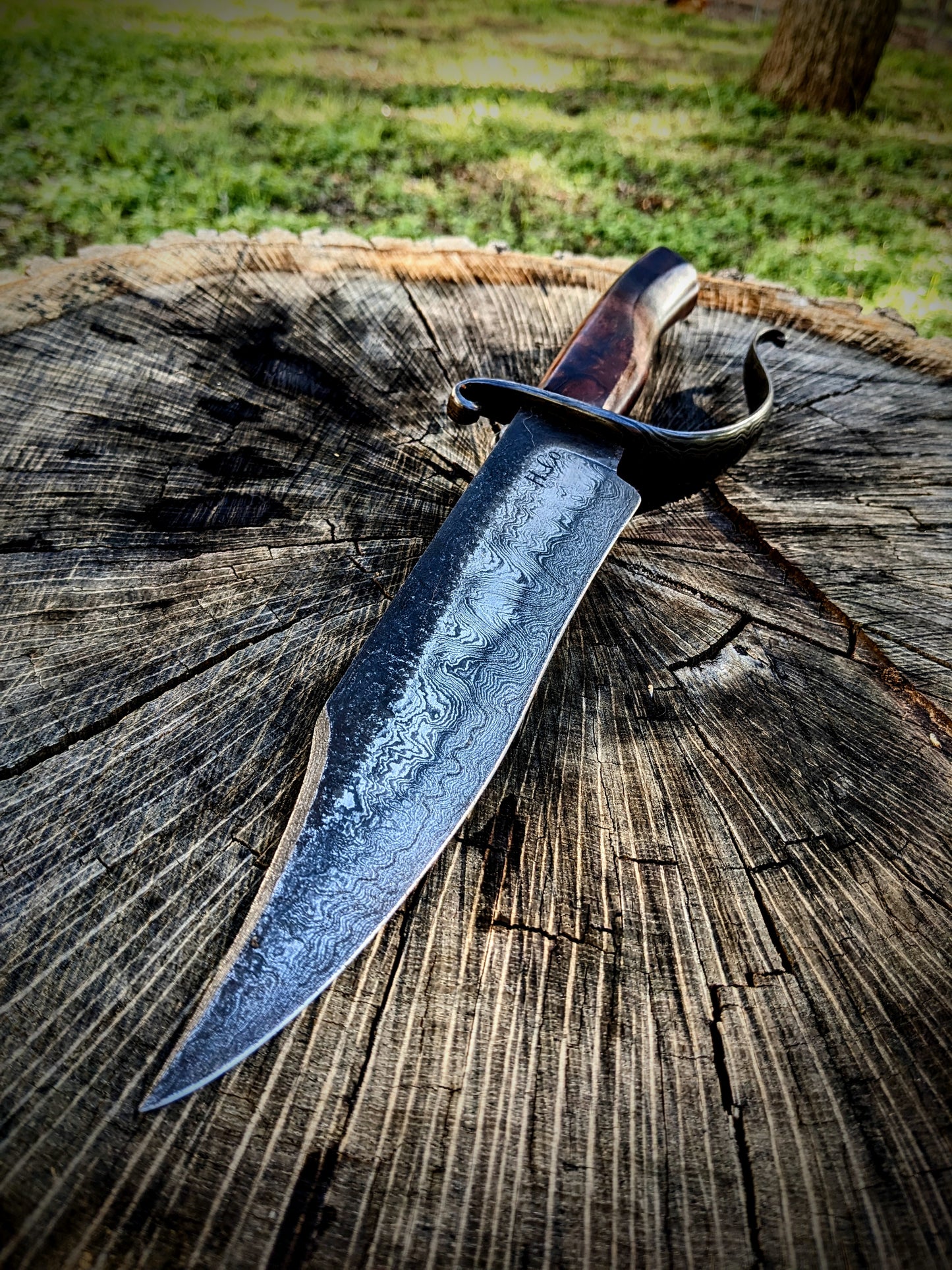 Damascus Recurve Bowie